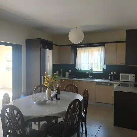 Sofia With An Amazing View Angón